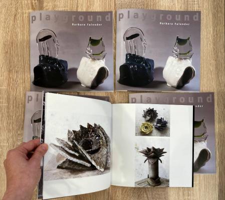 Katalog do wystawy "Playground" Barbary Falender zaprojektowany przez Katarzynę Jarnuszkiewicz.