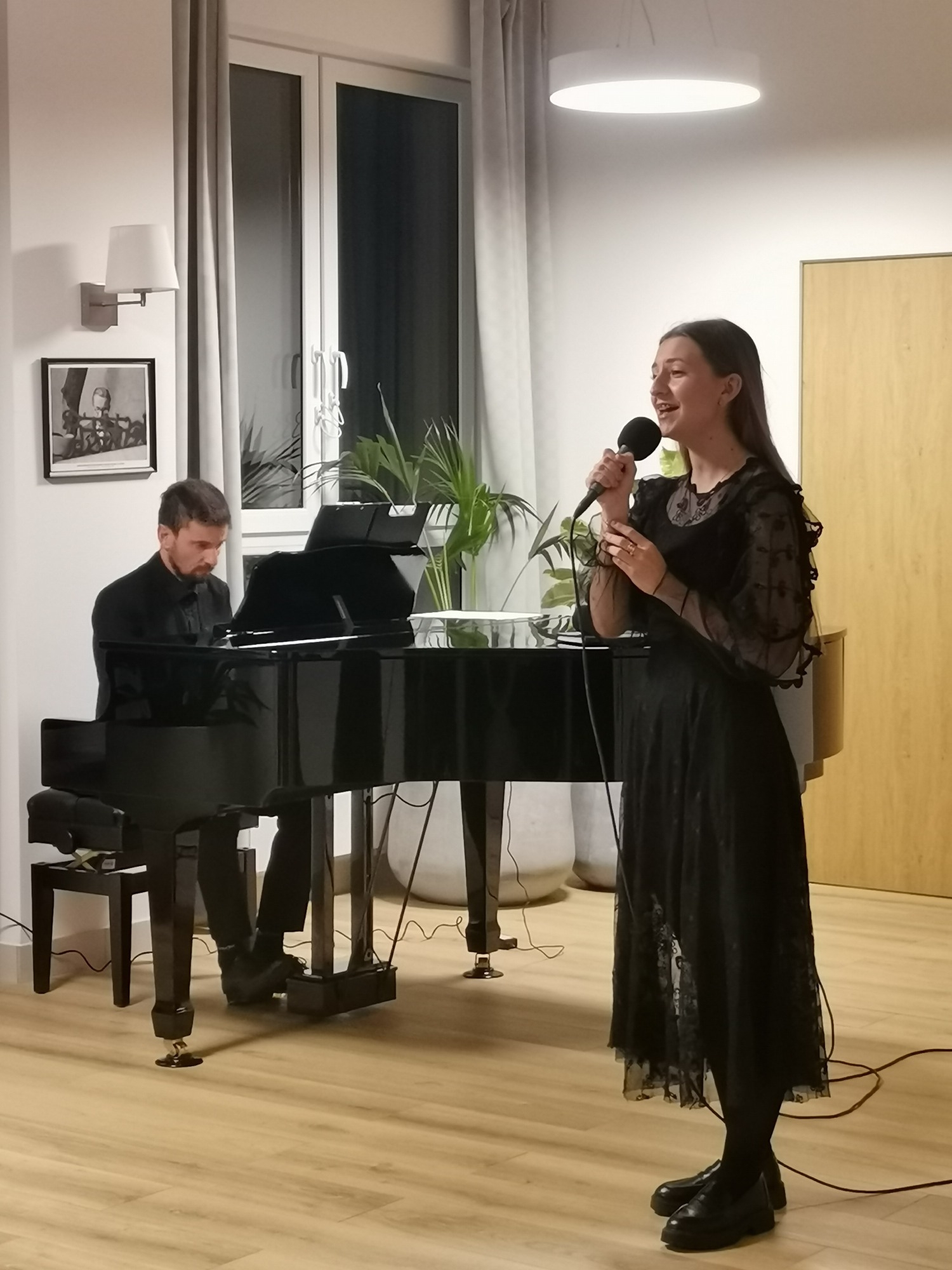 Koncert-dla-seniorow-na-Dzielnej-52-z-pieknymi-utworami-bozonarodzeniowymi
